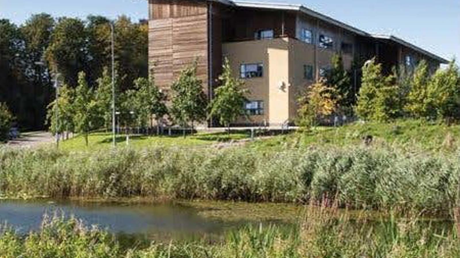 Lakeside 400 0525 6.jpg Lakeside 400 0525 3