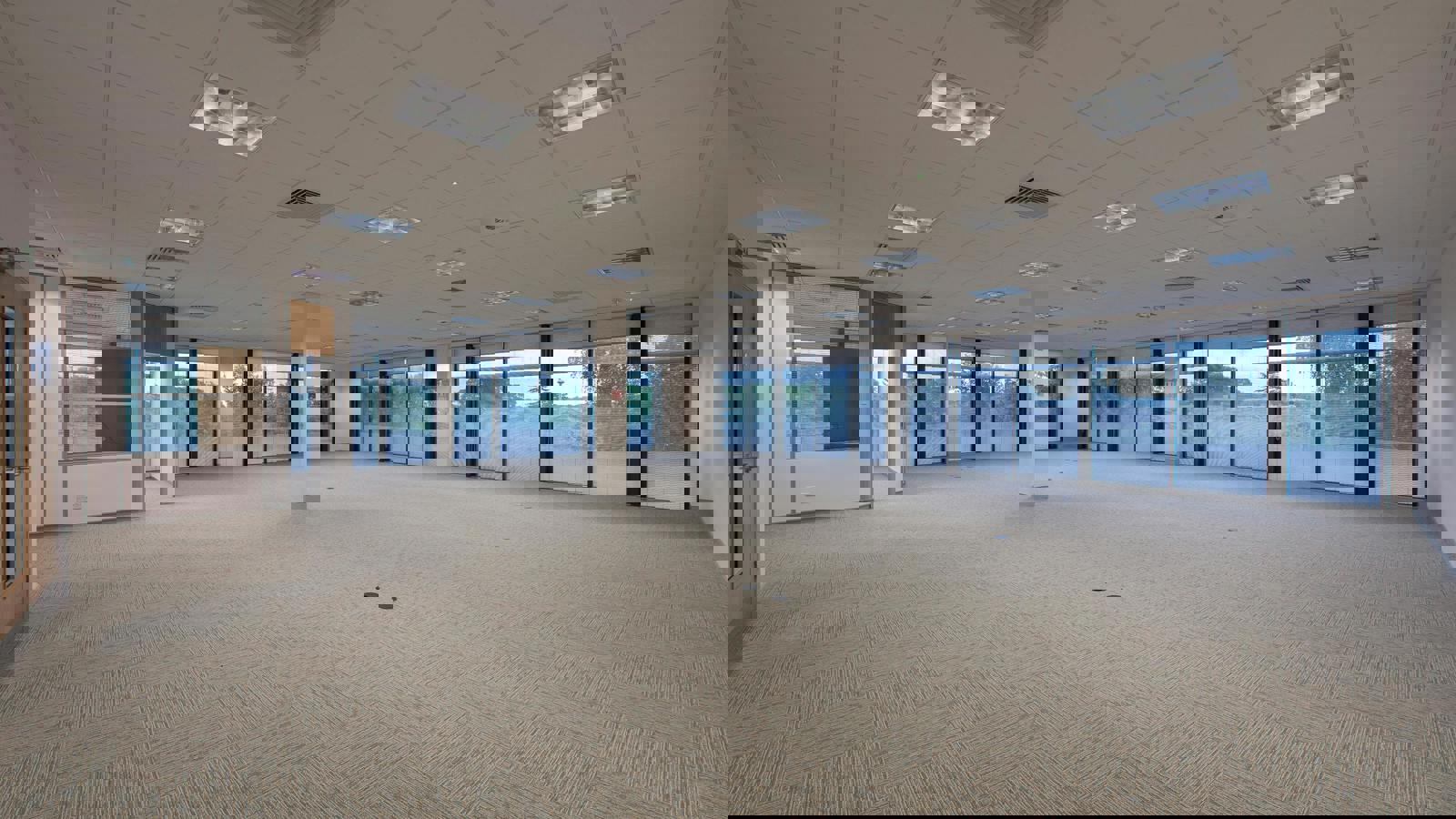 Rosebery Court-002.jpg Rosebery Court-001