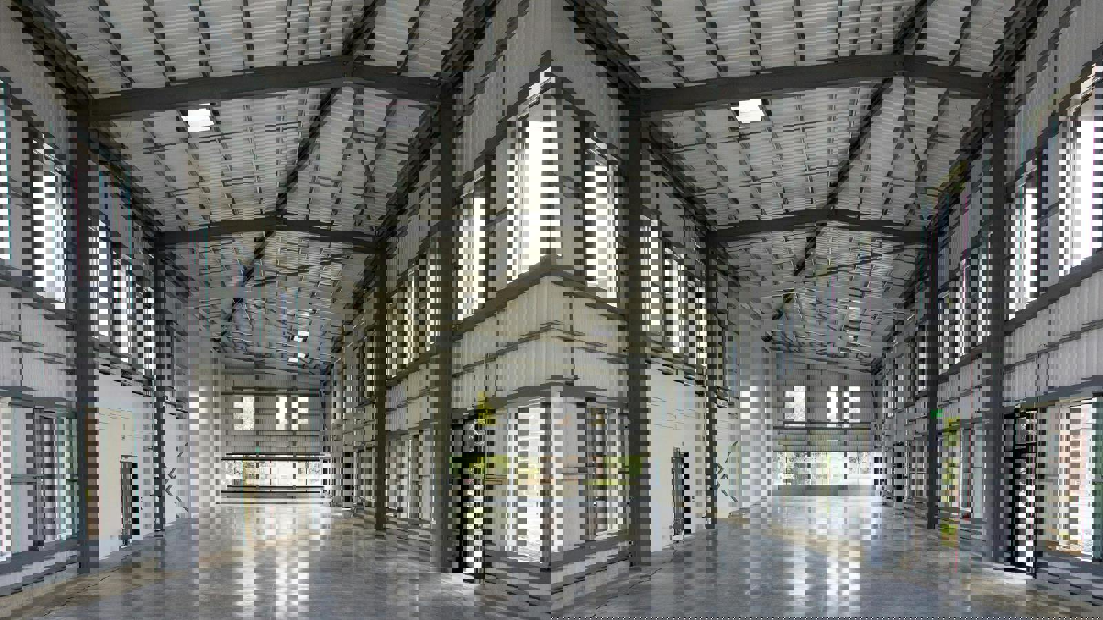 Zeta-warehouse internal 3.jpg Zeta-warehouse internal 2