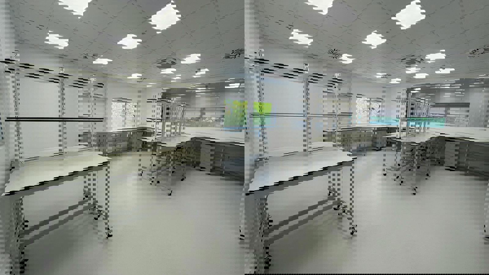 7400 ARC Oxford Lab interior 3.JPG 7400 ARC Oxford Lab interior 2