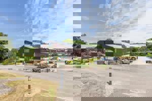  Charlbury,  Chipping Norton,  Oxfordshire,  OX7 3EW picture 1