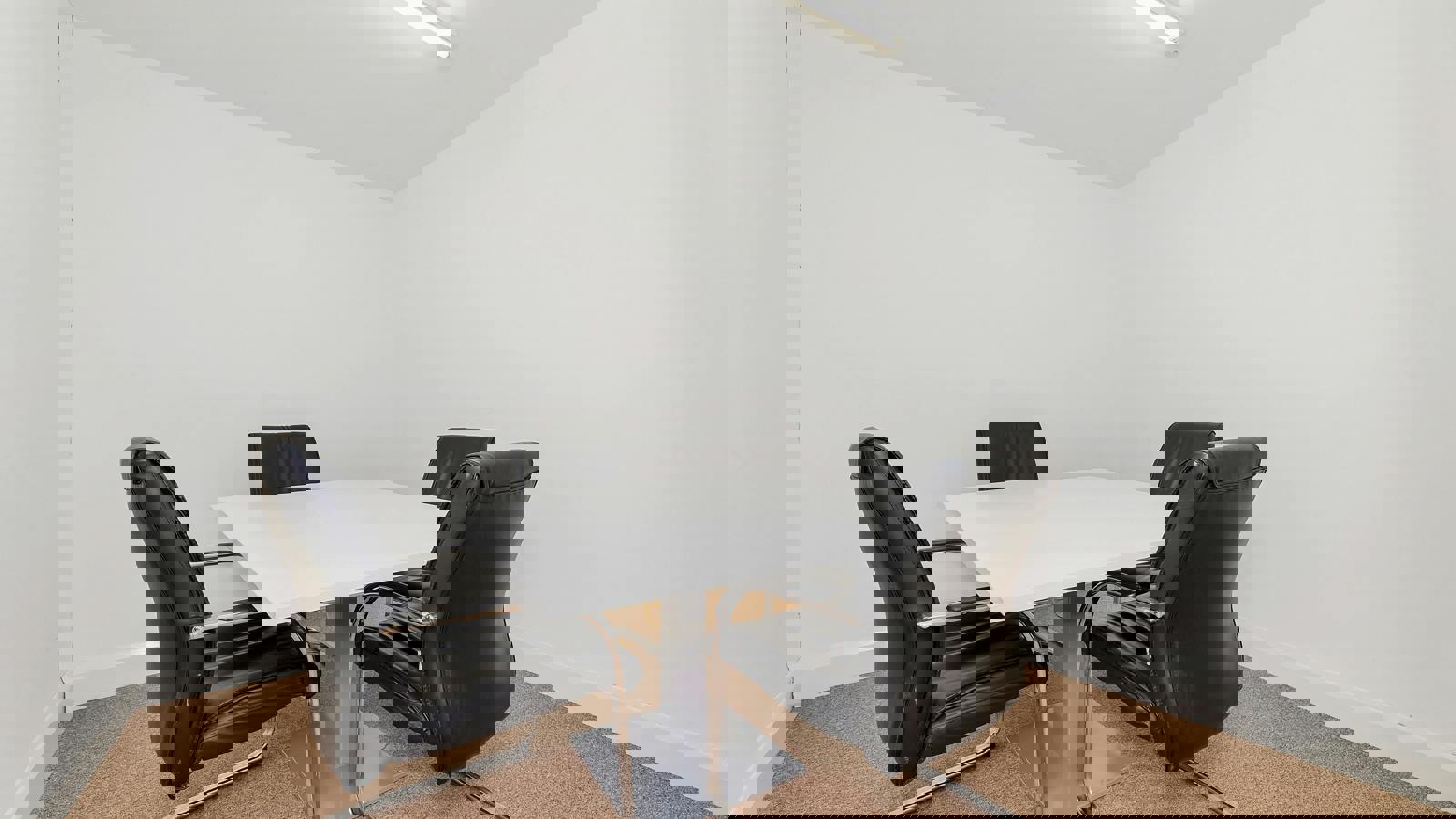 Woodhurst Office 002.JPG Woodhurst Office 002