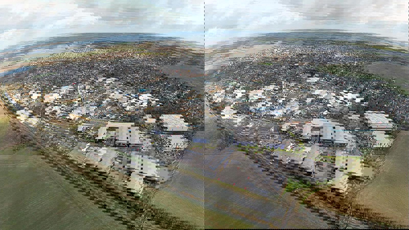 2349Royston AERIAL view 02_R