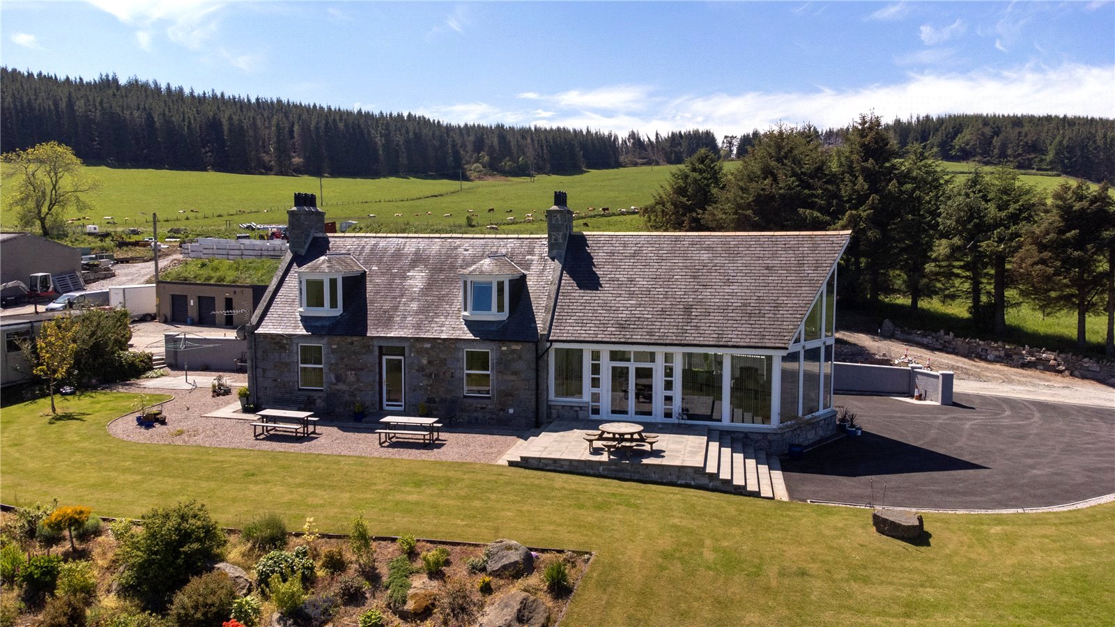 Muir of Fowlis, Alford picture 2
