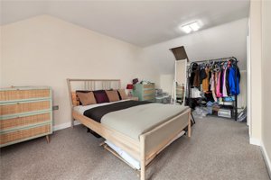 Cambridgeshire, CB1 3FZ picture 4