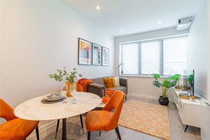 Cambridgeshire, CB1 3JT picture 3