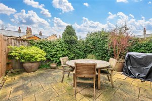 Cambridgeshire, CB1 1EJ picture 3