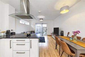 Cambridgeshire, CB1 3FE picture 5