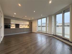 Cambridgeshire, CB1 2FJ picture 2