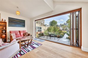 Cambridgeshire, CB1 2LW picture 3