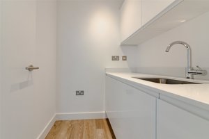 Cambridgeshire, CB1 2GH picture 4