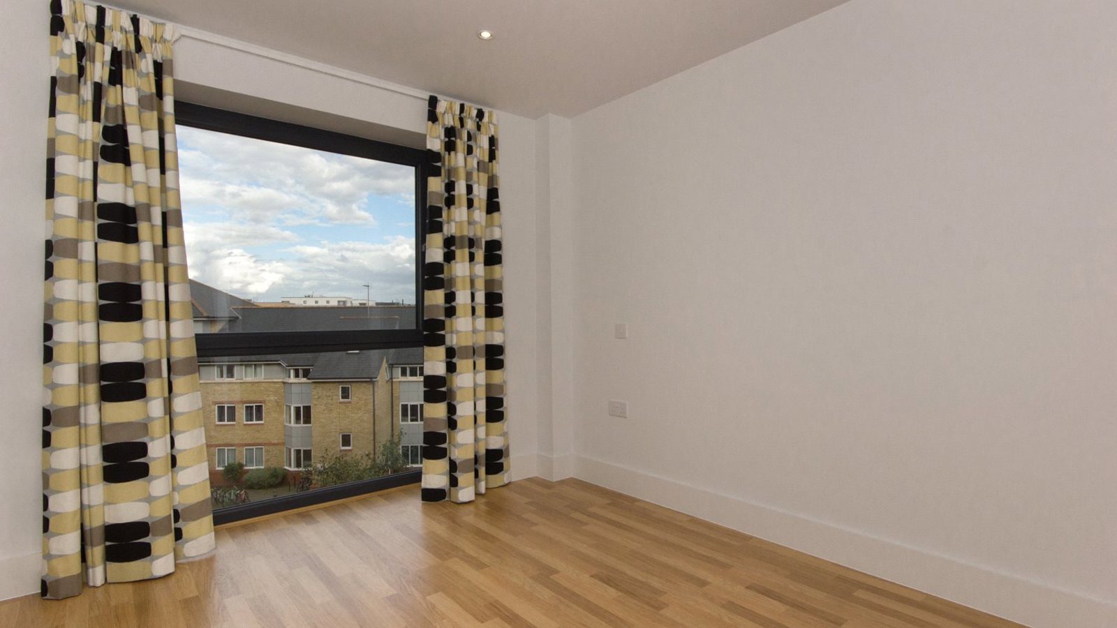 Bedroom5.jpg