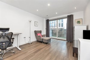 Cambridgeshire, CB1 2FG picture 3