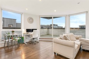 Cambridgeshire, CB1 2FJ picture 5