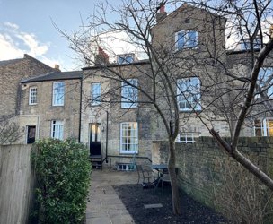 New Square, Cambridge picture 5