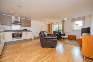 Cambridge, CB1 3FA picture 2