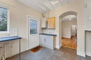 Cambridgeshire, CB1 2DE picture 6