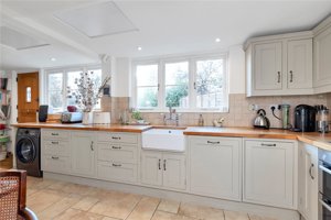 Saffron Walden, Essex, CB11 4TA picture 3