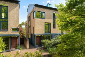 Cambridgeshire, CB2 8DE picture 1