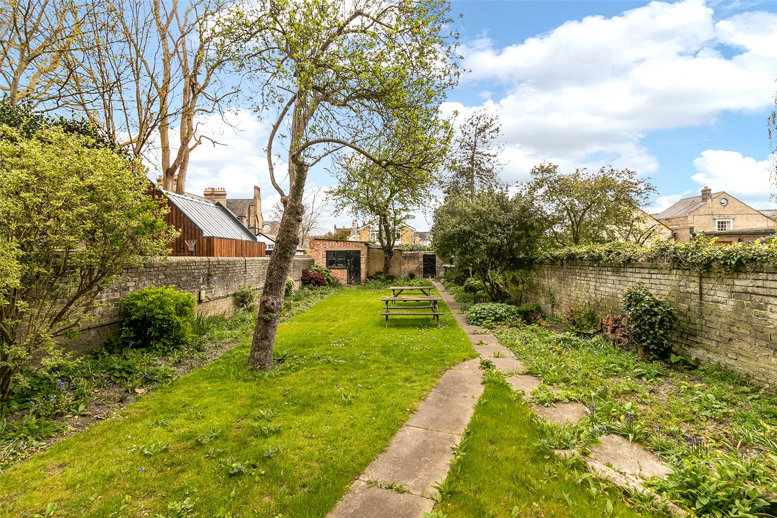 Brookside, Cambridge picture 5