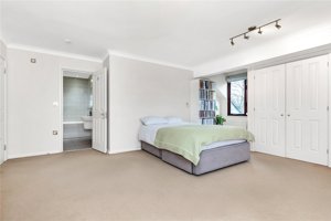 Cambridge, CB2 7TZ picture 5