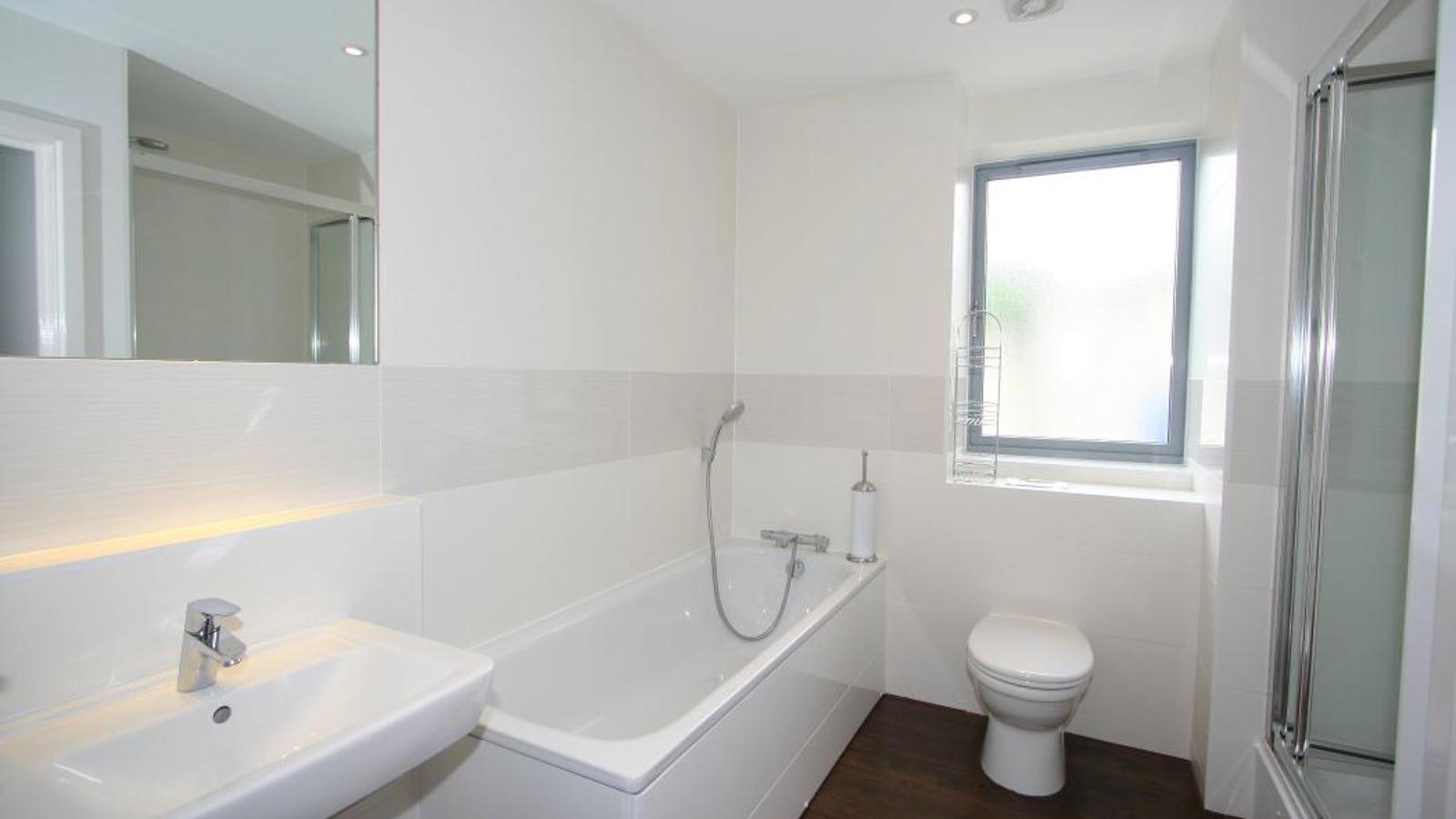 Bathroom.jpg Bathroom