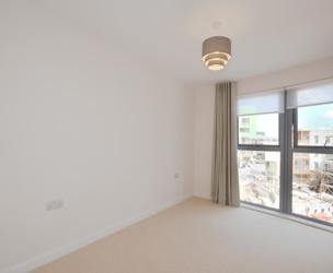 Glenalmond Avenue, Cambridge picture 6