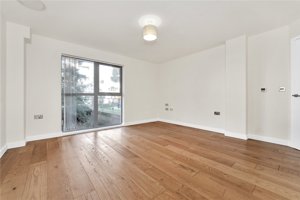 Cambridgeshire, CB2 8DH picture 4