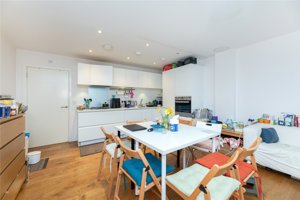 Cambridgeshire, CB2 8DB picture 3