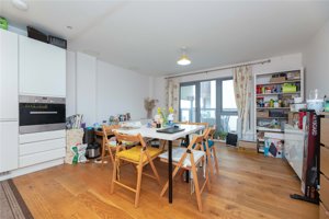 Cambridgeshire, CB2 8DB picture 2