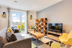 Cambridgeshire, CB2 8EF picture 4