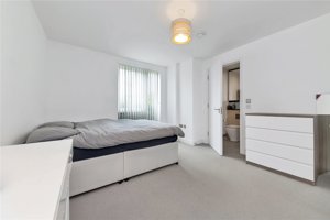 Cambridgeshire, CB2 8EF picture 6