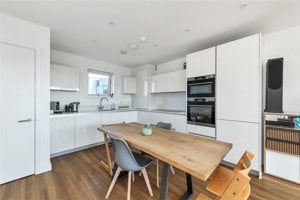 Cambridge, Cambridgeshire, CB2 9FL picture 3