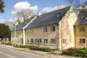 Cambridge, CB2 9HZ picture 1