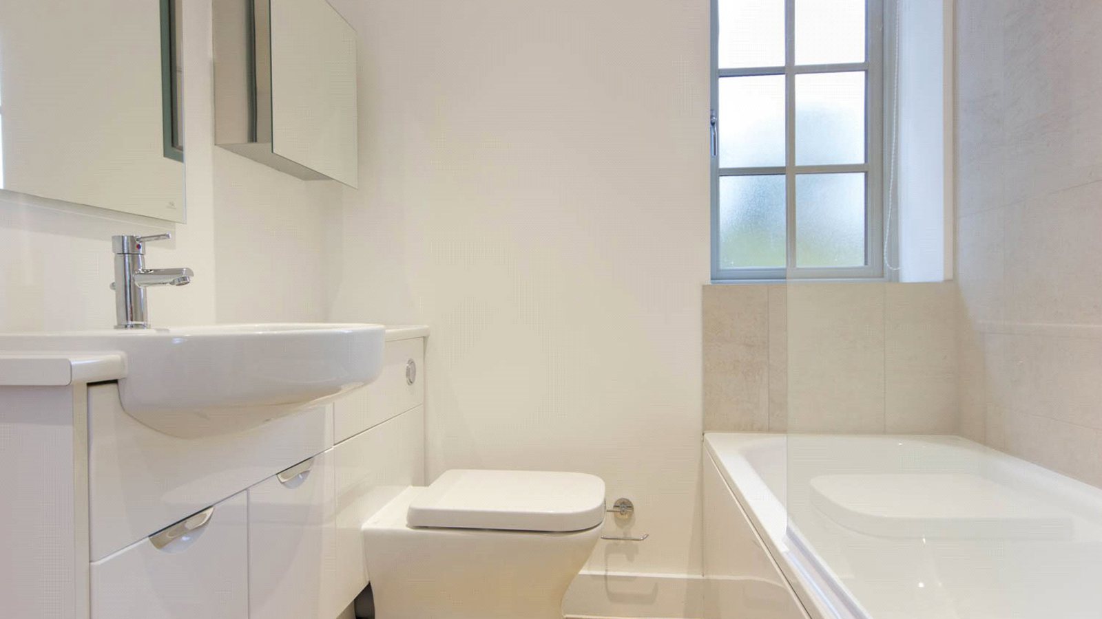 Bathroom.jpg Bathroom
