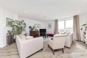 Cambridgeshire, CB2 8RA picture 6