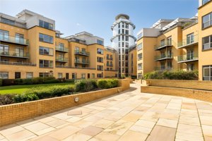 Cambridgeshire, CB2 0NU picture 1