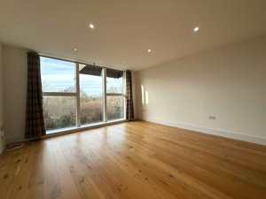 Cambridgeshire, CB2 8BT picture 3