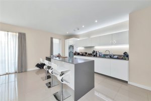 Cambridge, Cambridgeshire, CB2 9DD picture 2