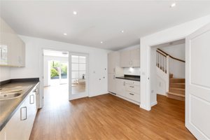 Cambridge, Cambridgeshire, CB2 9BU picture 2