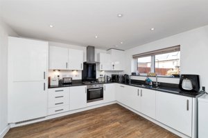 Cambridge, CB2 9AB picture 2