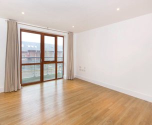 The Levels, 150 Hills Road picture 2