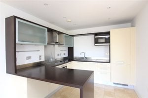 Cambridge, CB2 8BT picture 2