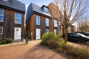 Trumpington, Cambridge, CB2 9NU picture 1