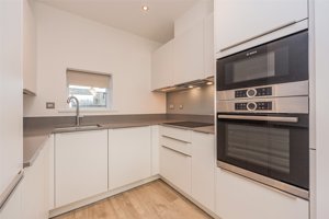 Cambridgeshire, CB2 0AP picture 3