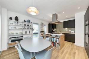 Cambridge, Cambridgeshire, CB2 9DW picture 3