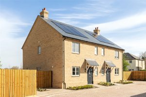 Harston, Cambridge, CB22 7NR picture 1