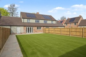 Harston, Cambridge, CB22 7NR picture 2