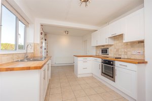 Cambridge, Cambridgeshire, CB22 5EJ picture 6