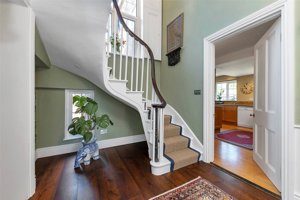 Cambridge, CB22 5HT picture 5